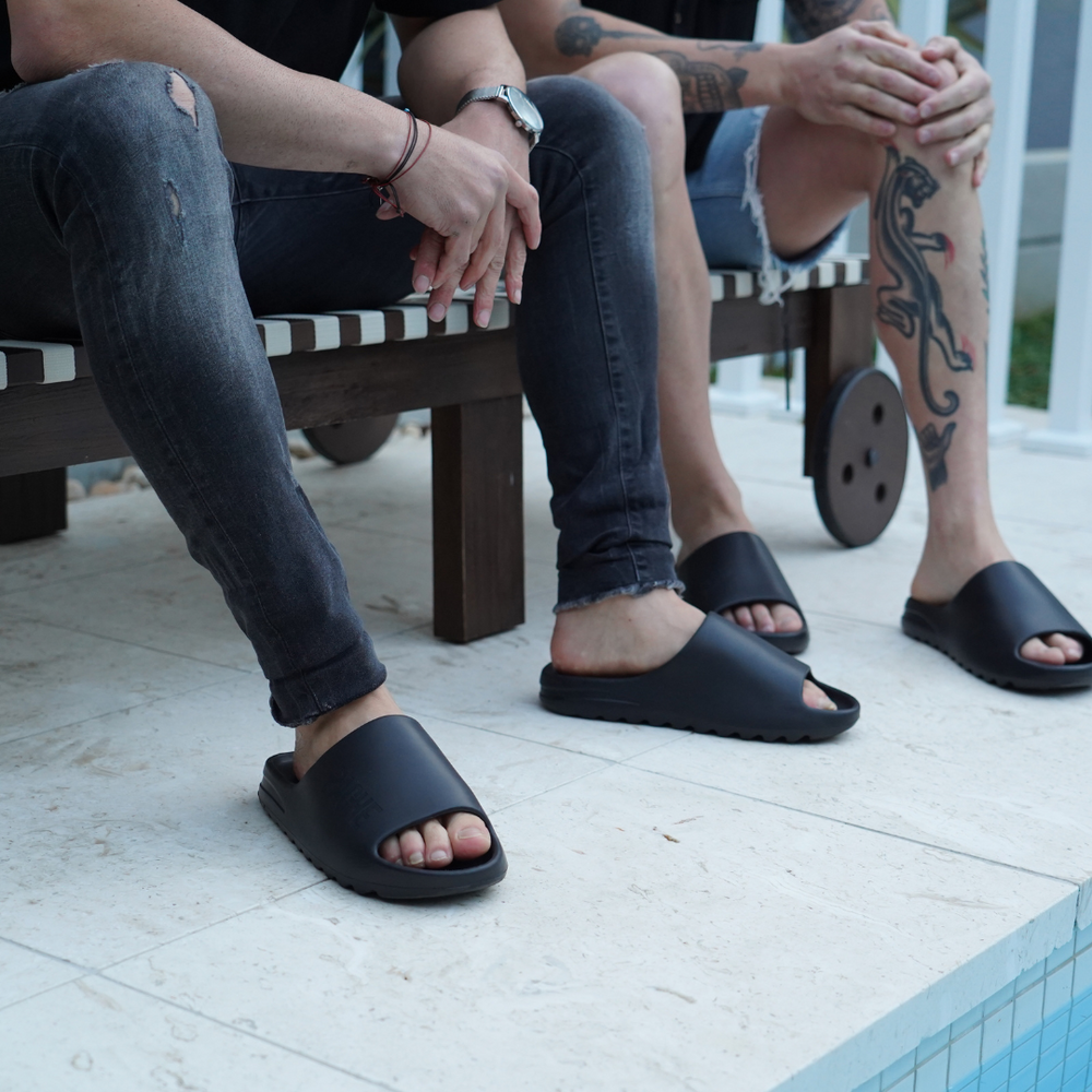 BLACK Pache Slides